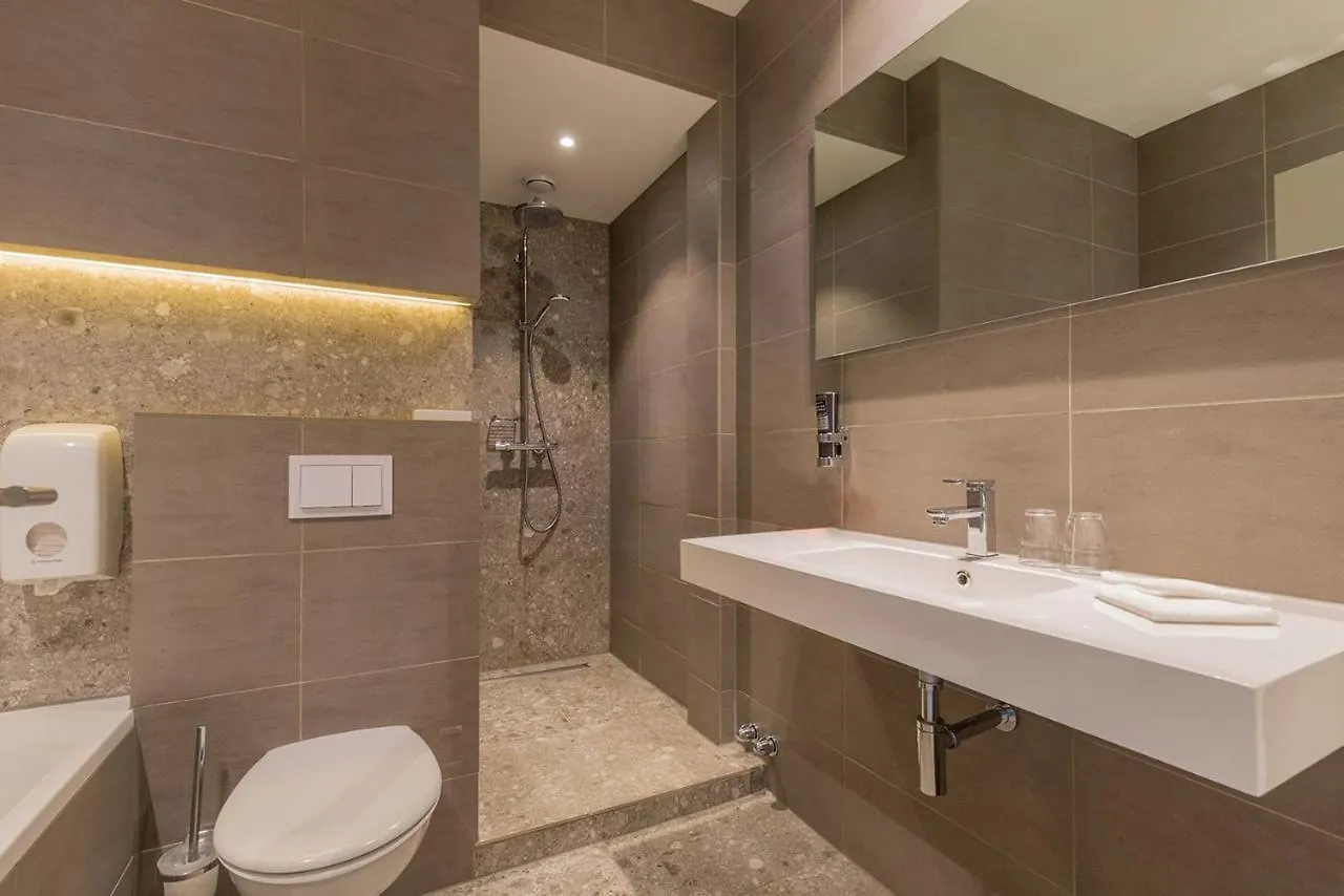 Leonardo Hotel Antwerp The Plaza 4*,  Belgium