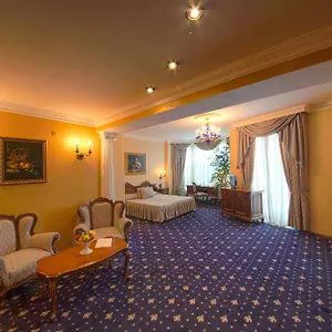 Grand London 5* וארנה